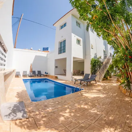 Sunshine Kapparis * Πρωταράς