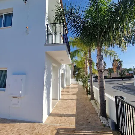 Sunshine Kapparis Πρωταράς